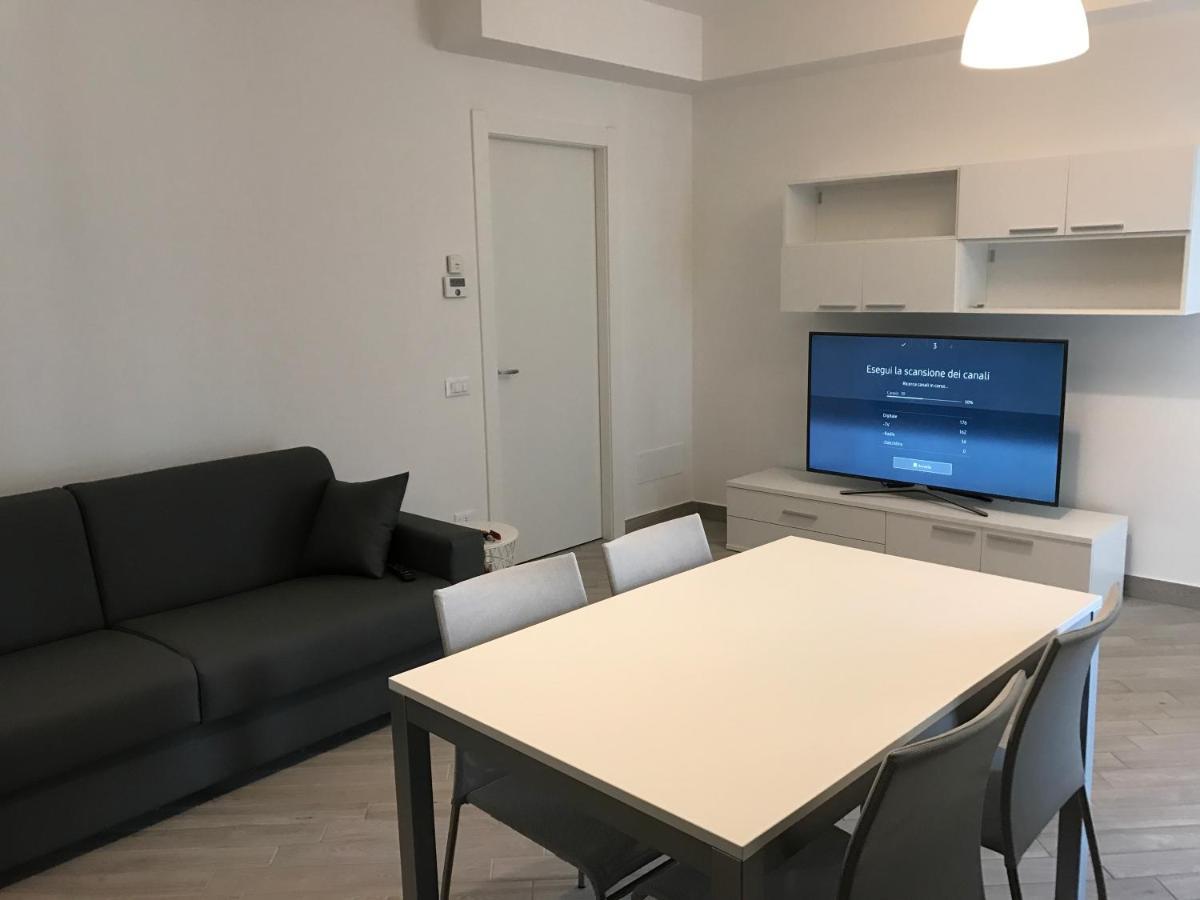 Home Hotel Senago Eksteriør bilde